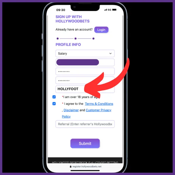 Hollywoodbets registration from with promo code HOLLYFOOT entered and a "Submit" button at the bottom.