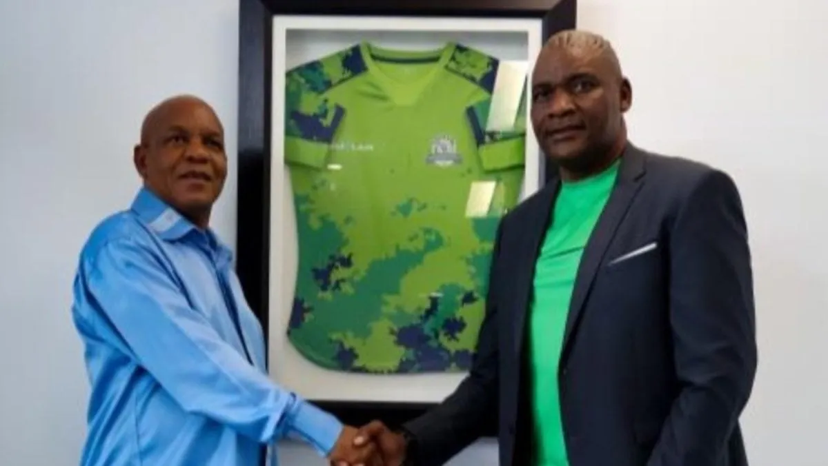 Unlucky Ntseki! Former Chiefs coach sent packing alongside Malesela