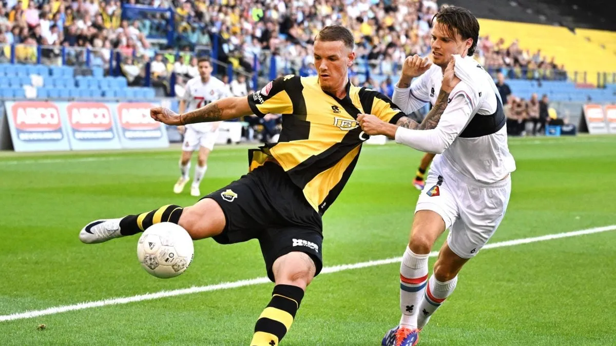 &lsquo;I would be a great fit&rsquo; &ndash; Dutch-born Bafana striker sends Kaizer Chiefs come get me plea