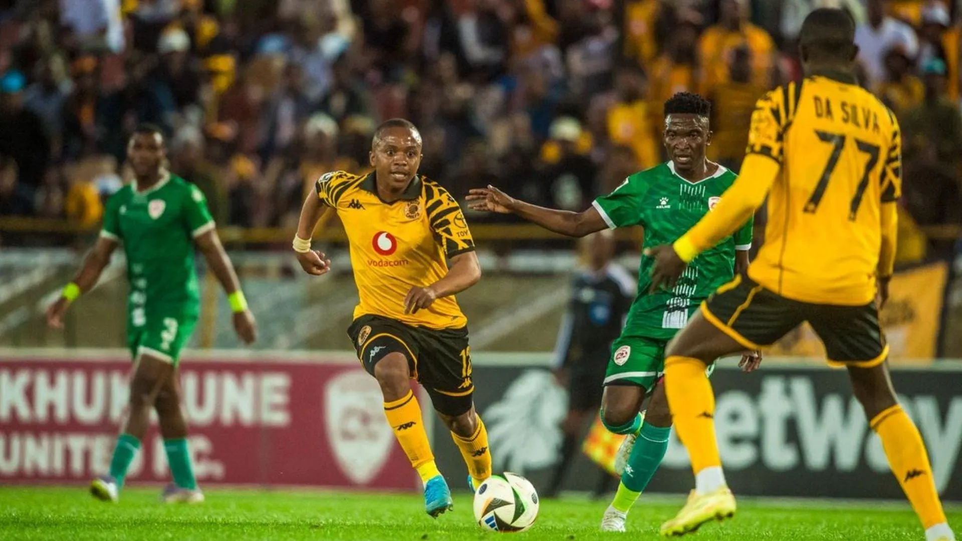 Nkosingiphile Ngcobo of Kaizer Chiefs in action against Sekhukhune United.