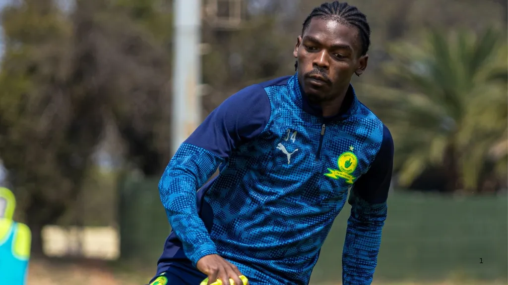 Katlego Ntsabeleng in training with Mamelodi Sundowns.