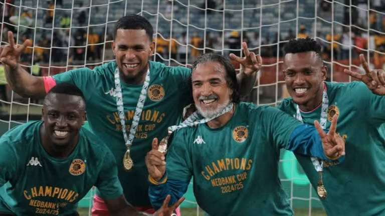 Kaizer Chiefs goalkeeper headache for Da Cruz with six options to choose from