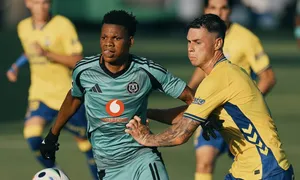 10-man Orlando Pirates avoid defeat against Spanish side