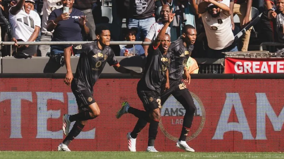 &lsquo;Pirates asked for Mbuthuma but got Messi! When is Soweto Derby? Chiefs bring cooking oil&rsquo;