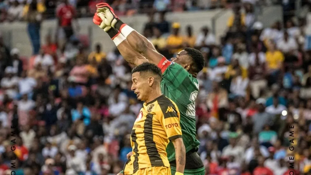 Gaston Sirino and Stanley Nwabali Kaizer Chiefs vs Stanley Nwabali