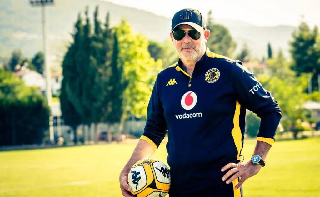 Highly-rated striker ready to join Kaizer Chiefs 'only if the money is good'