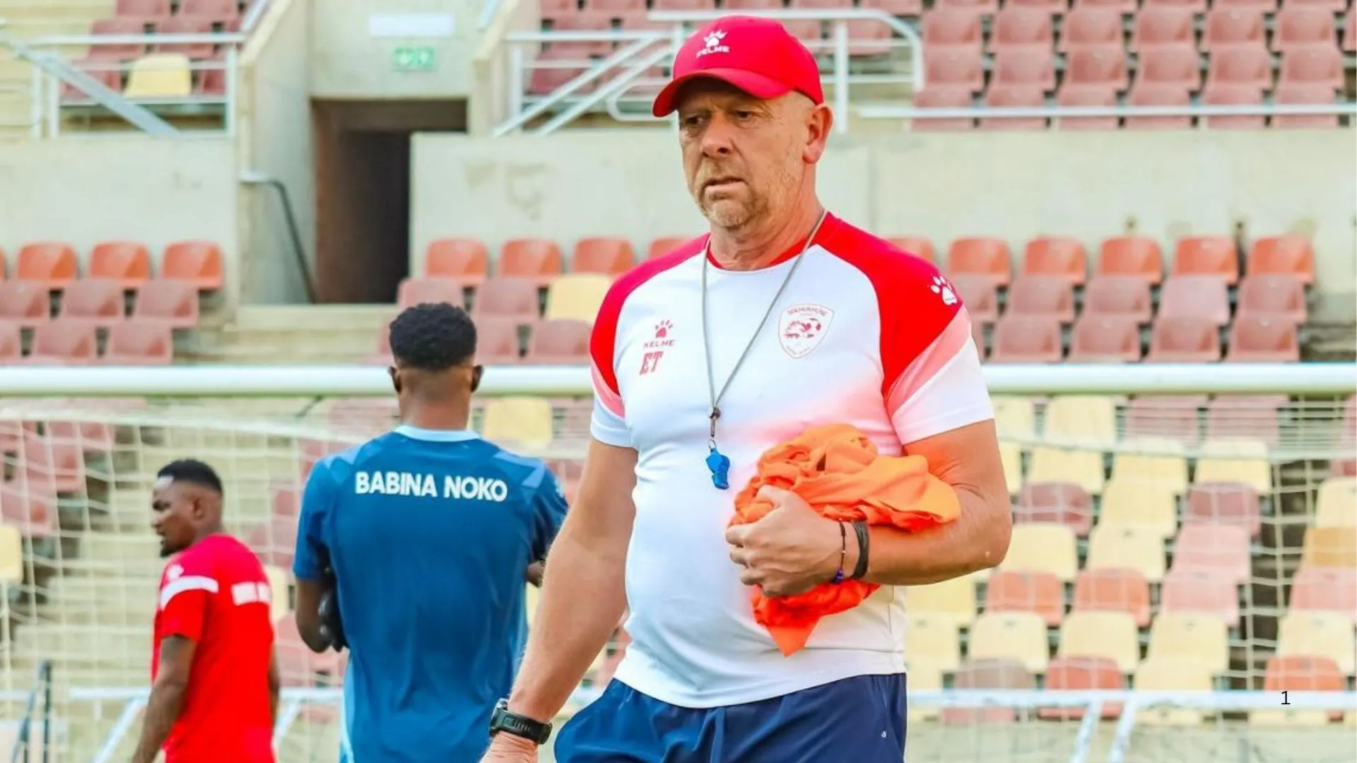 &lsquo;Not the right time&rsquo; &ndash; Kaizer Chiefs warned against Eric Tinkler