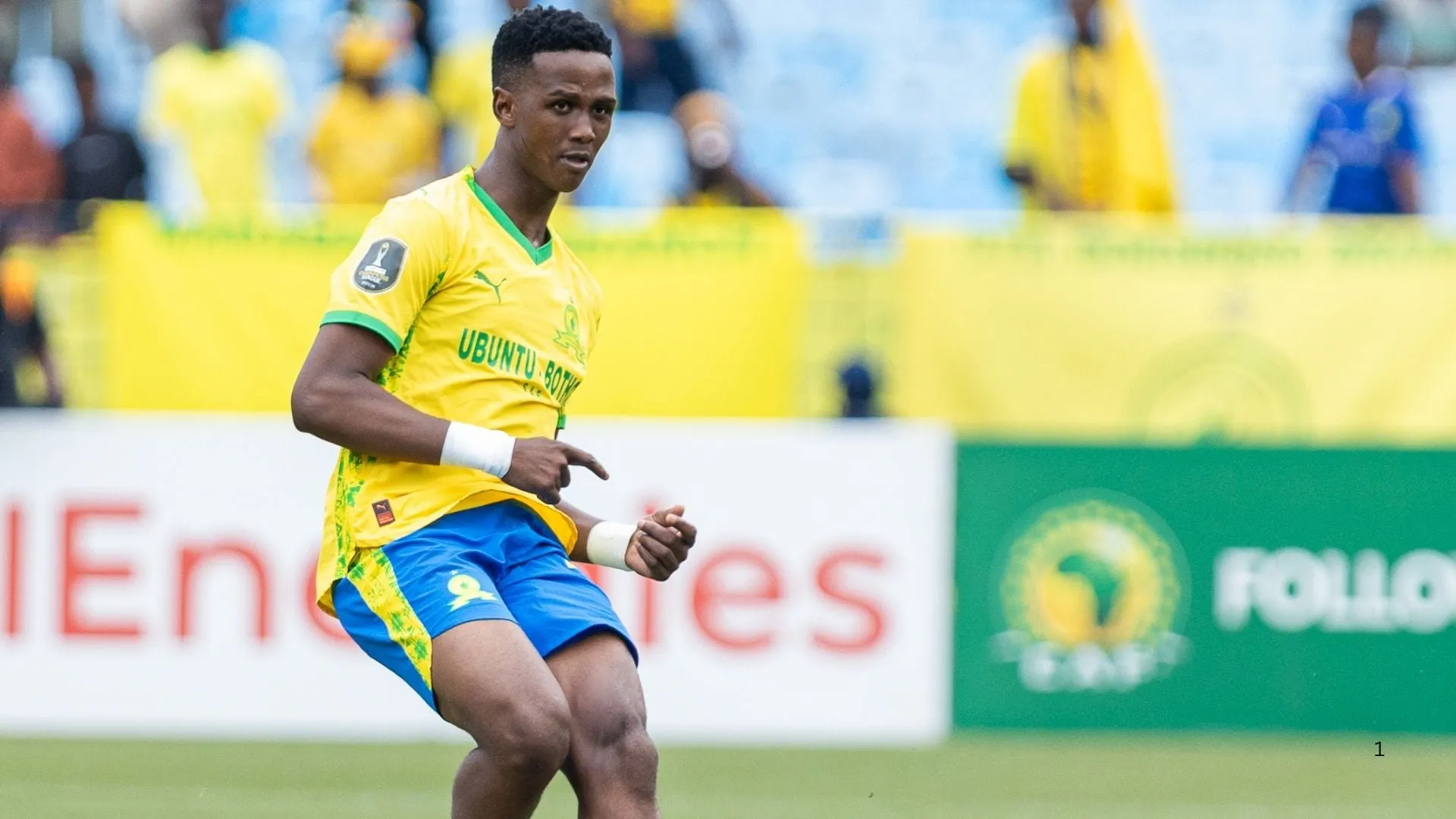 Mamelodi Sundowns defender Khulumani Ndamane