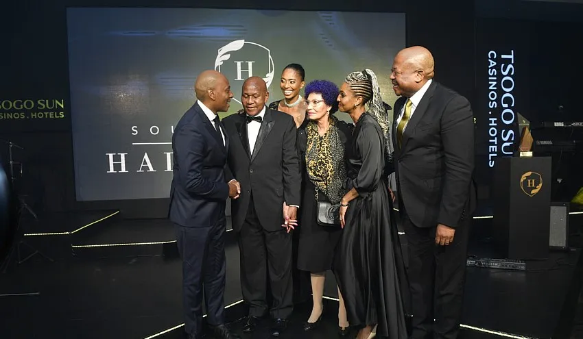 Kaizer Chiefs set sights on Malawian midfielder