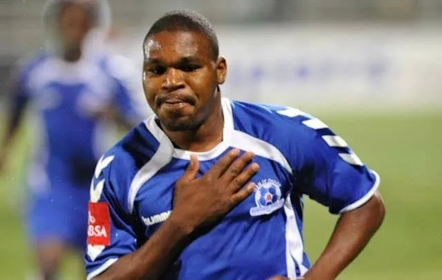 Veteran Striker Diyo Sibisi, 43, Joins New Club
