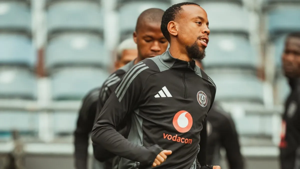 &lsquo;Pirates have to do better&rsquo; Riveiro adamant Galaxy game not a done deal