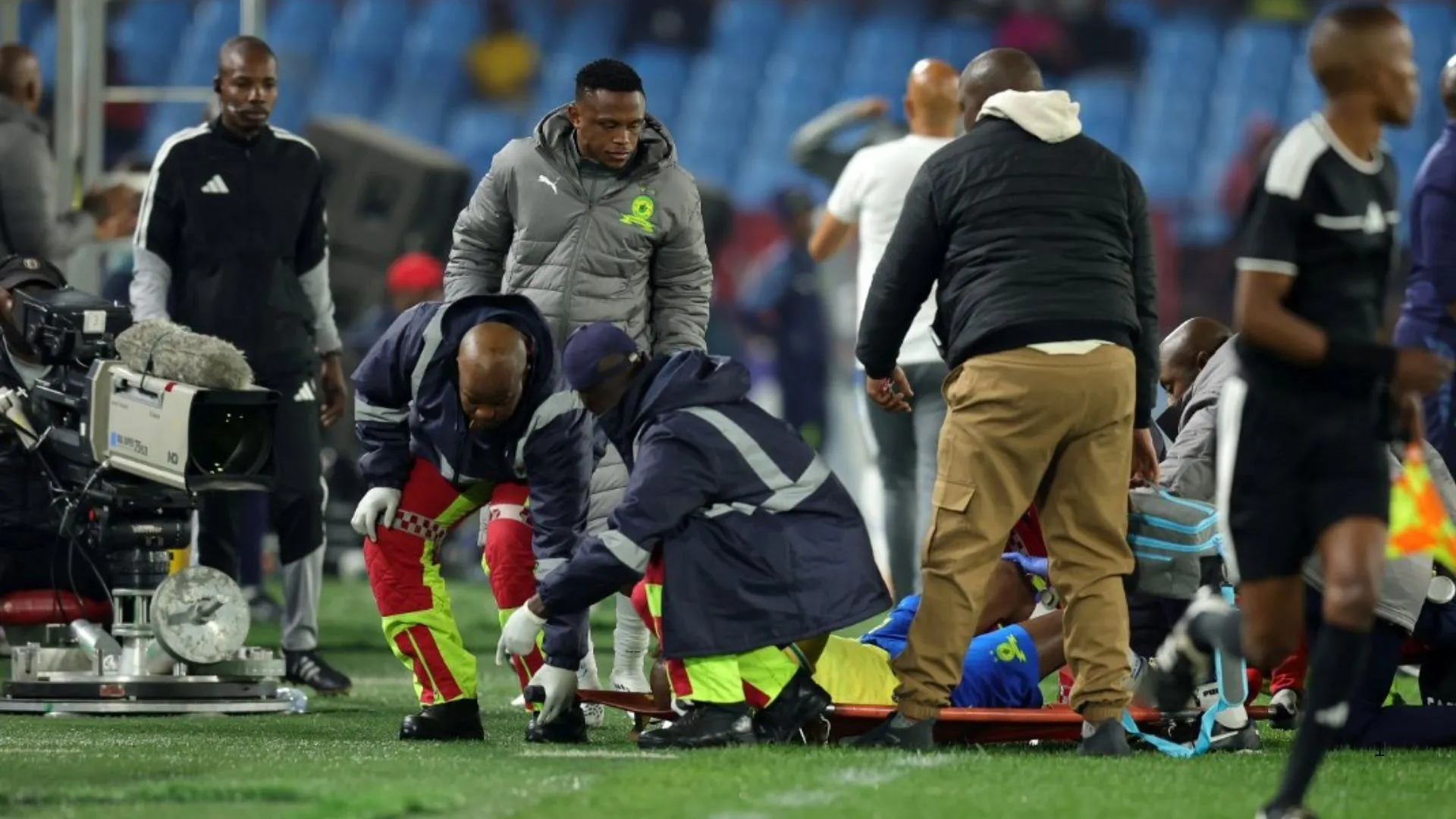 Mamelodi Sundowns defender Khuliso Mudau sustained an Achilles injury against Marumo Gallants.