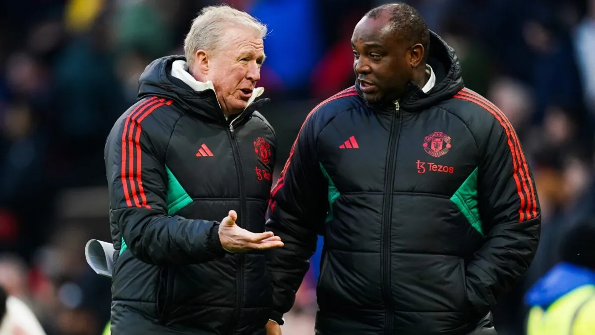 Benni McCarthy reveals his plans after Manchester United big decision