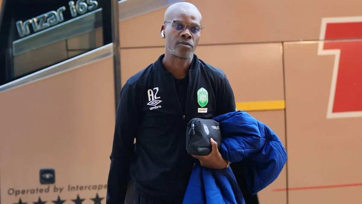 Ex-Chiefs coach Zwane gutted with Sundowns tactics &ndash; &lsquo;We&rsquo;ll teach our ball boys to do the same&rsquo;
