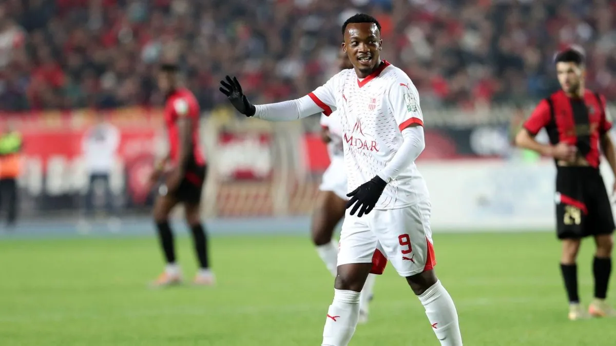 Khanyisa Mayo on target as CR Belouizdad bag rare win