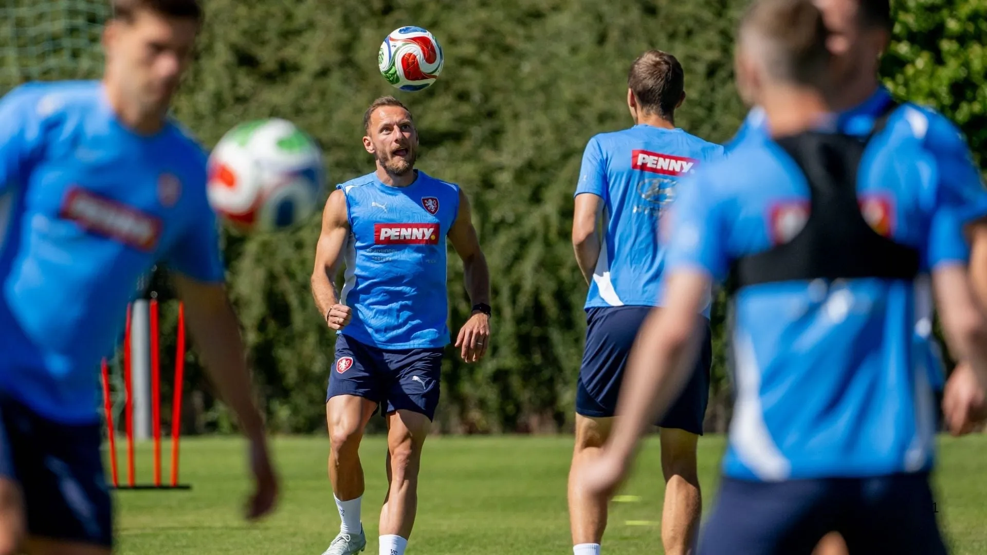 Vladimir Coufal of the Czech Republic in training.