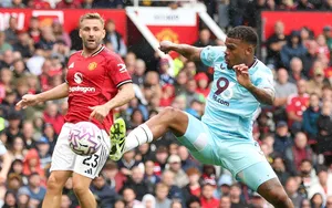 WATCH: Bafana Bafana Star Lyle Foster on Target Against Manchester United in EPL Clash