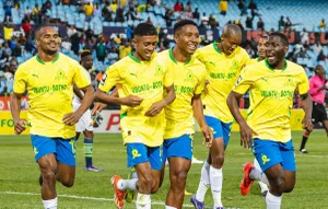 ‘They will sweat’: Amakhosi legend on Sundowns ahead of Chiefs clash