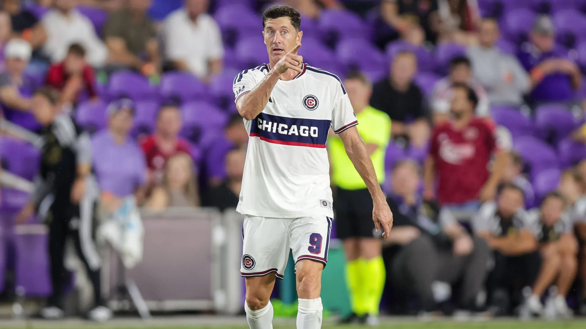 Kaizer Chiefs product reveals discussion with legendary striker Lewandowski