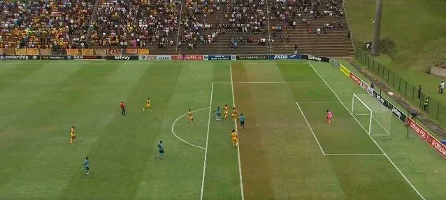 Yanela Mbuthuma vs Kaizer Chiefs