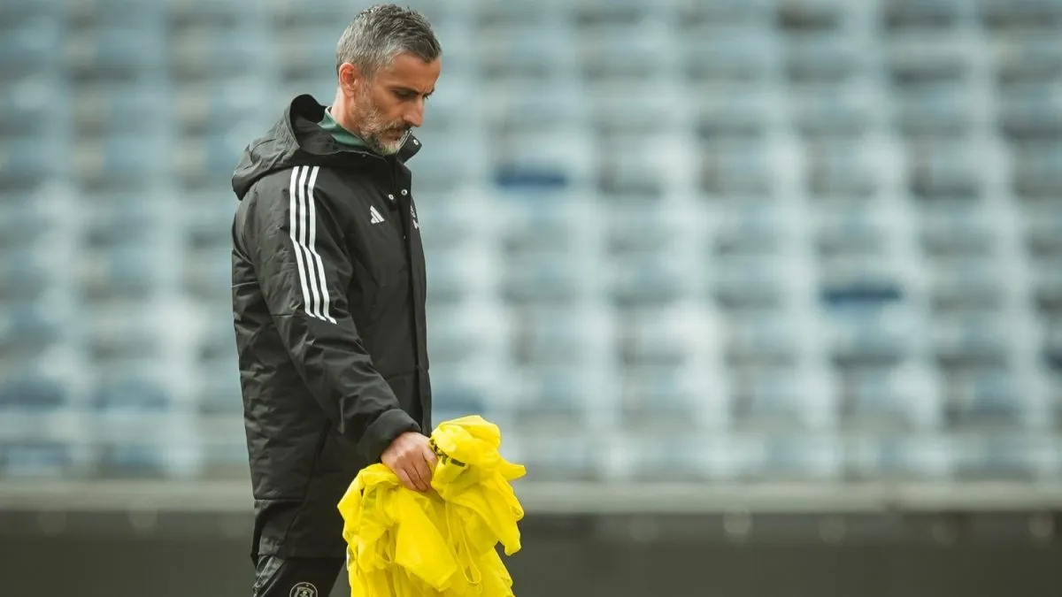 Soweto Derby: Riveiro&rsquo;s exit announcement to blame for Pirates recent struggles? Coach comes clean&nbsp;