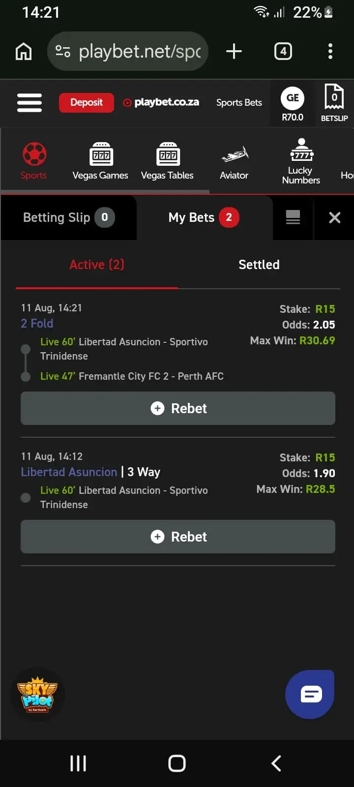 Playbet betslip with Cashout disabled.