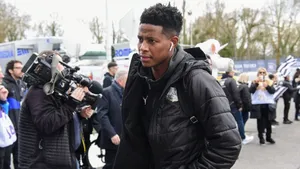 Why Kaizer Chiefs have been encouraged to go for ex-Mamelodi Sundowns midfielder Zungu