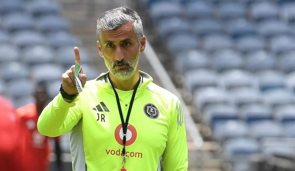 Riveiro reveals difference: Pirates vs Magesi in the League & Carling