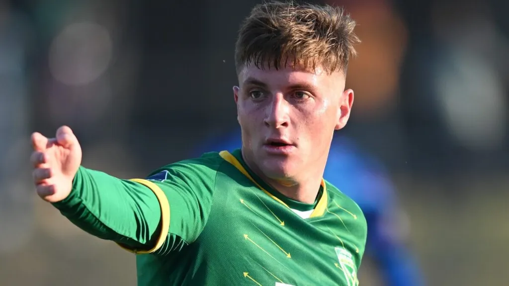 Bradley Cross Golden Arrows