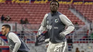 Broos on why he omitted Hlongwane from Bafana final squad