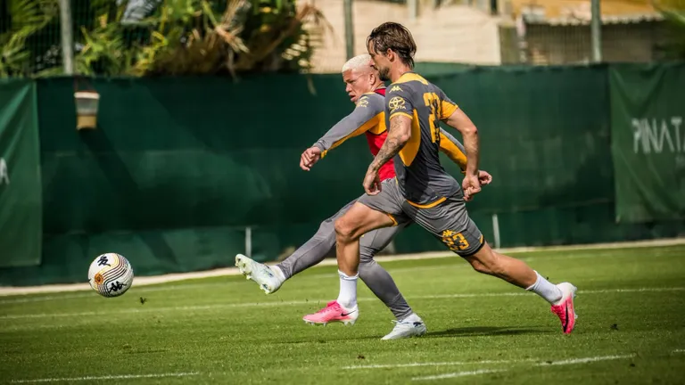 Kaizer Chiefs star told honeymoon is over: &lsquo;He is now familiar with club & PSL&rsquo;