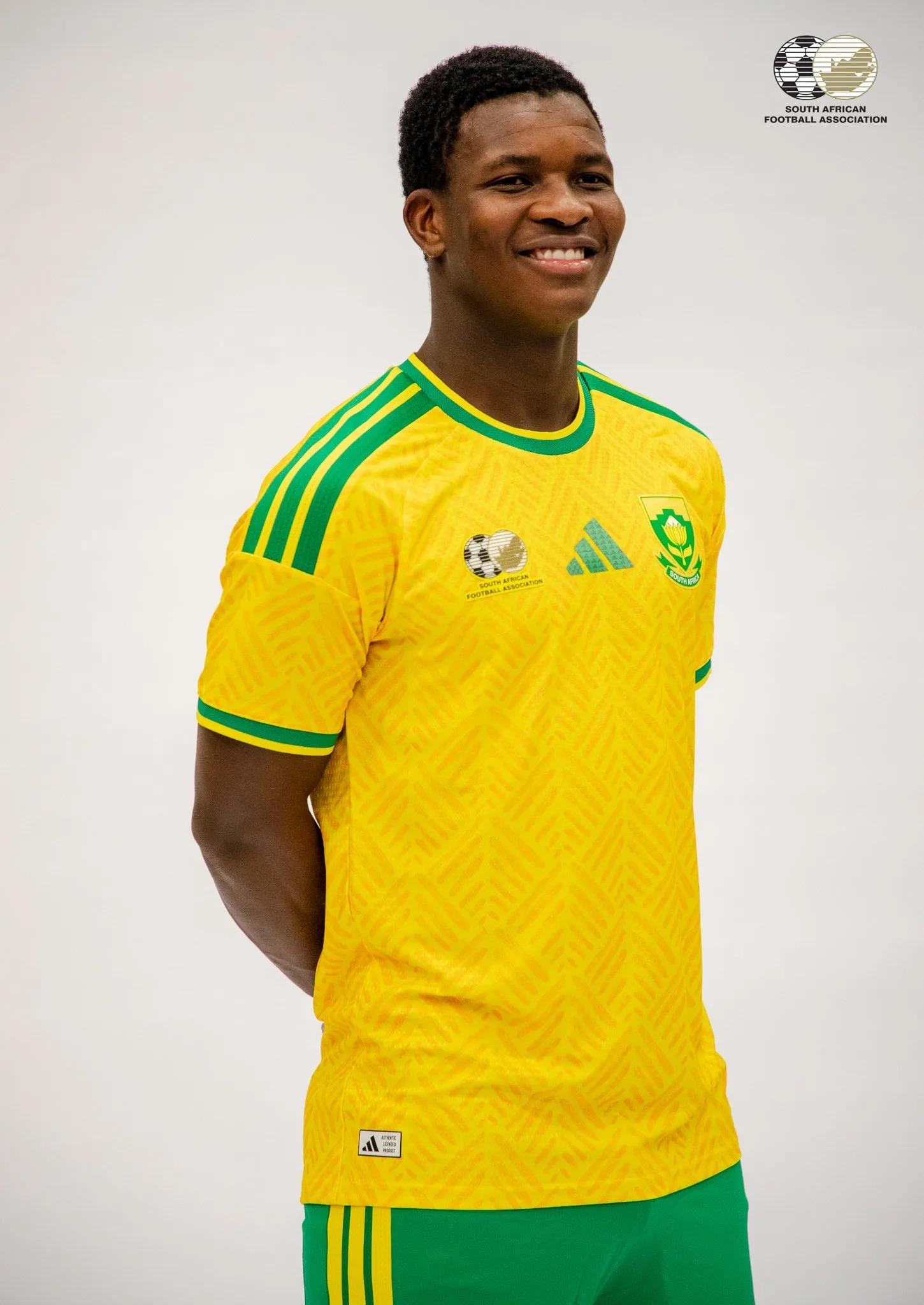 Mbekezeli Mbokazi in Bafana kit