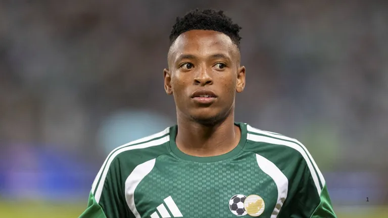 Relebohile Mofokeng: Why Hugo Broos must unleash Pirates star against Czechia