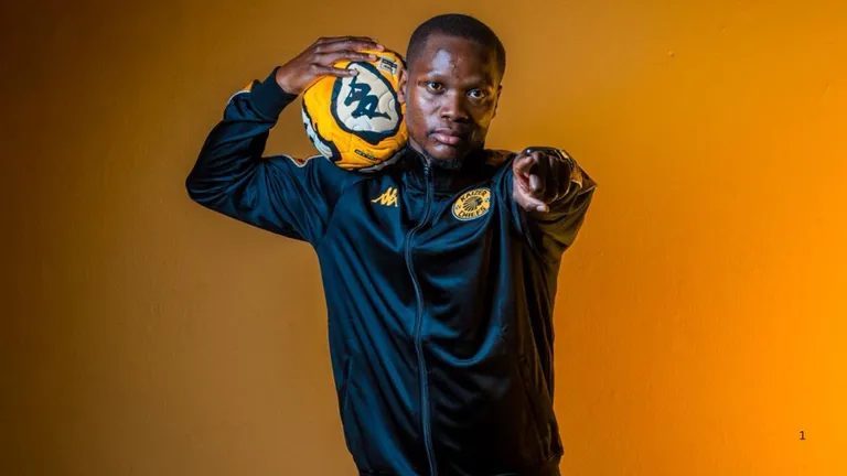 Ex-Kaizer Chiefs star shares strategy behind &lsquo;quiet&rsquo; transfer activity