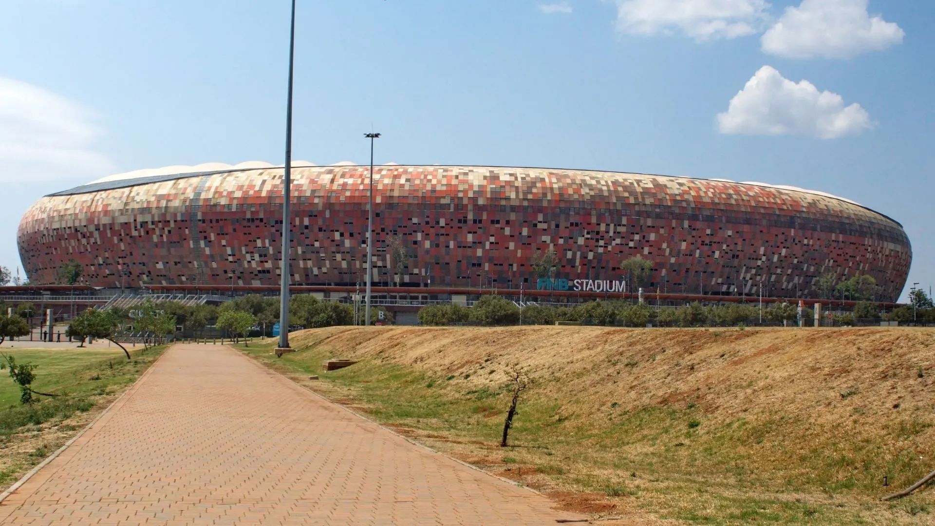 Why Orlando Pirates vs Mamelodi Sundowns might not be sold out