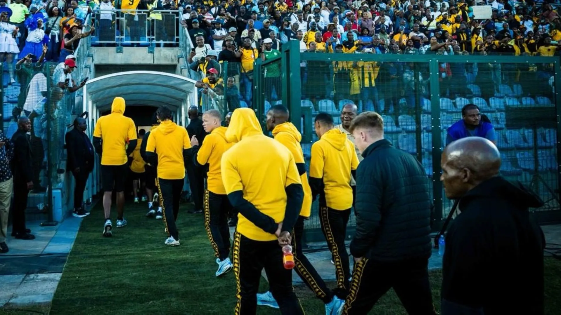 &lsquo;Kaizer Chiefs&rsquo; Kaze & Youssef are scapegoats but I wish Durban City game to be postponed! Amakhosi can&rsquo;t cheat football&rsquo;