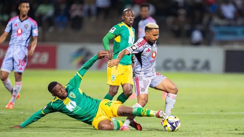 Oswin Appollis Orlando Pirates vs Golden Arrows