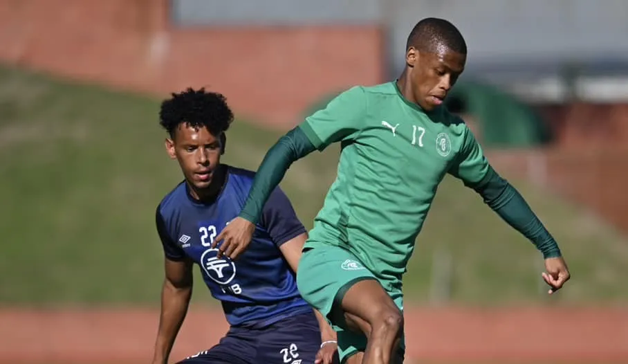 CT Spurs CEO sends another strong message to Kaizer Chiefs regarding Asanele Velebayi