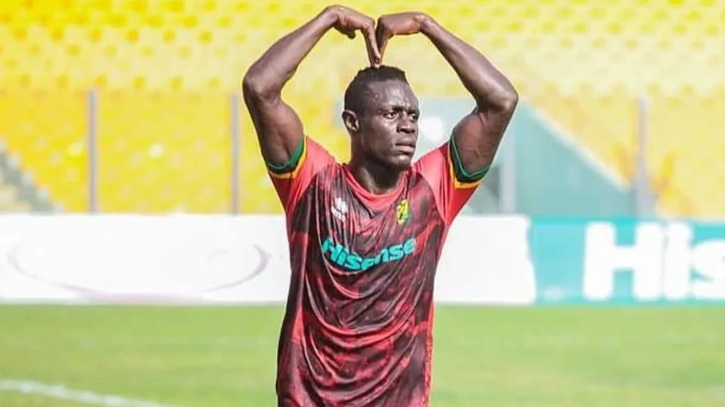 Kwame Opoku of Asante Kotoko.