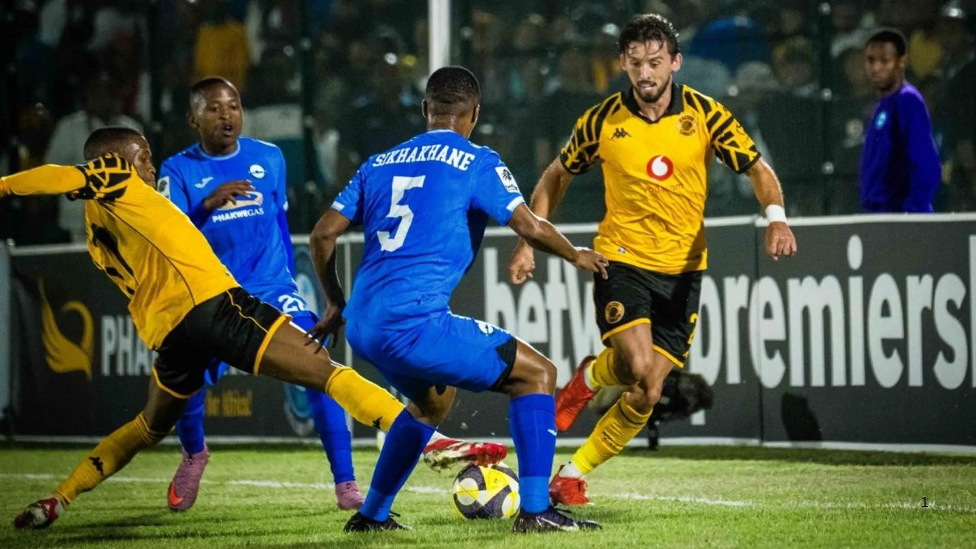 Kaizer Chiefs playing against Richards Bay.