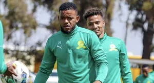 Hlompo Kekana offers crucial advice to Chiefs & co. on Mbule pursuit