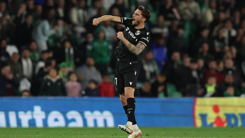Nuno Santos celebrates a goal for Vitoria Guimaraes. Photo – Imago