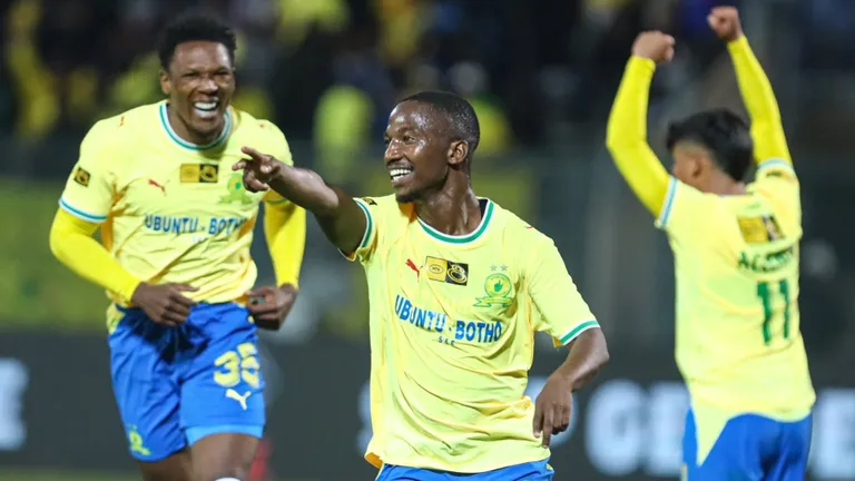 &lsquo;Mamelodi Sundowns are beating Chiefs, no excuses! For Williams, it is time comrades&rsquo;