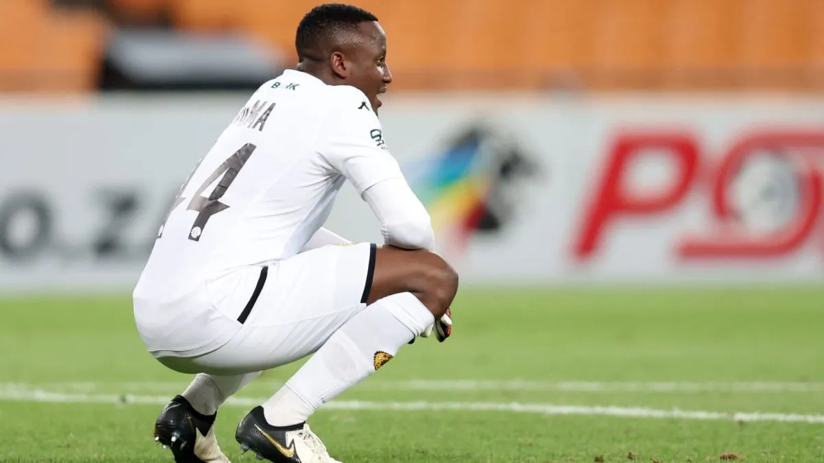 Pirates legend urge &lsquo;simply weak&rsquo; Chiefs to retain erratic Bvuma for Soweto derby &ndash; &lsquo;Even Williams conceded five goals in first game&rsquo;