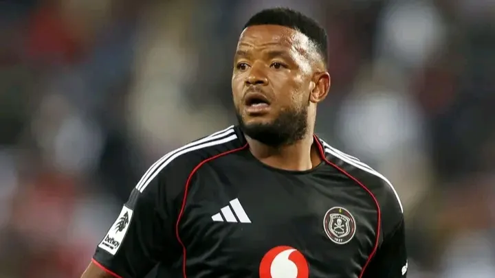 Orlando Pirates&rsquo; Sipho Mbule exit: More light on midfielder&rsquo;s departure