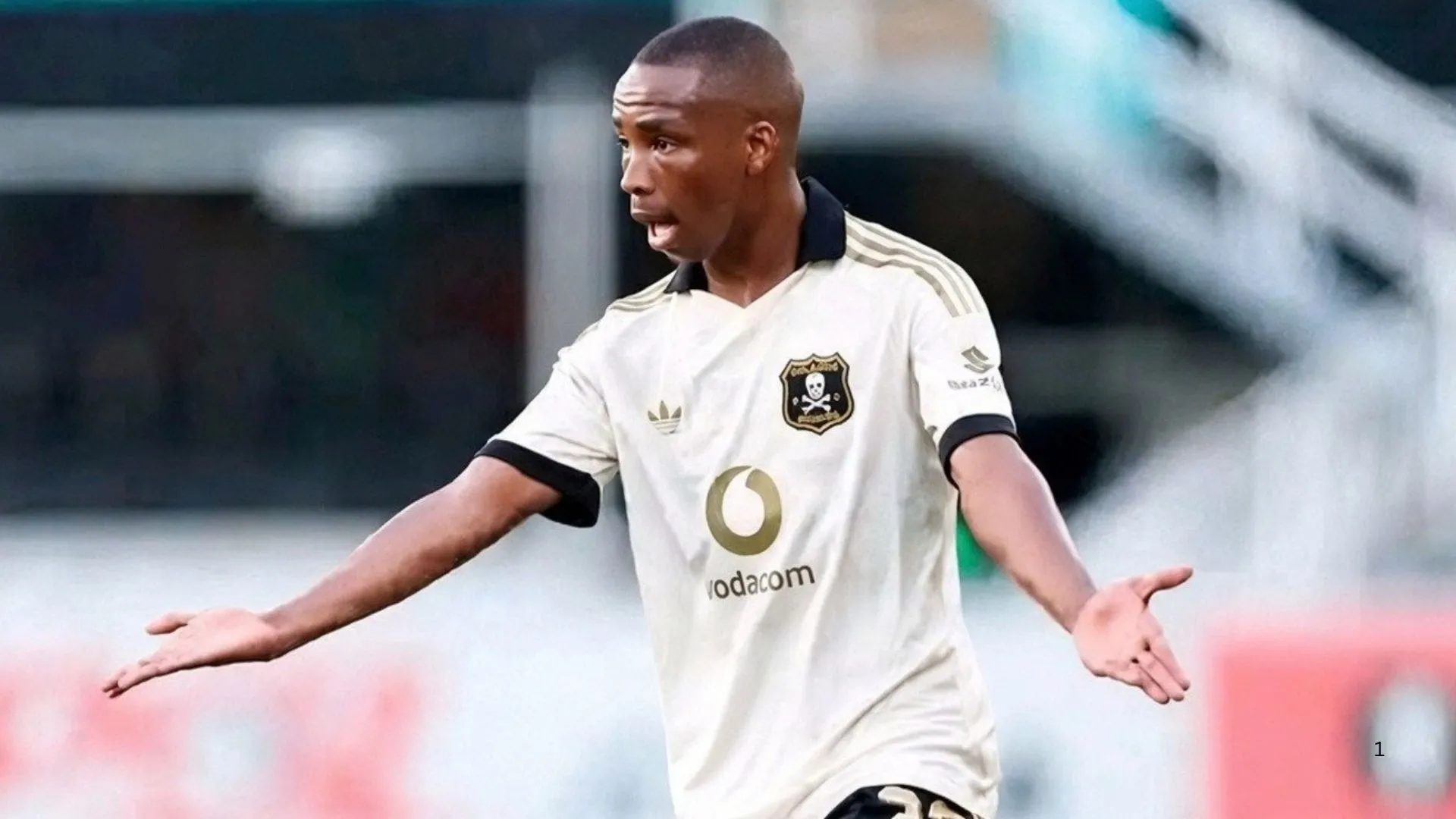 Thapelo Mokobodi of Orlando Pirates.