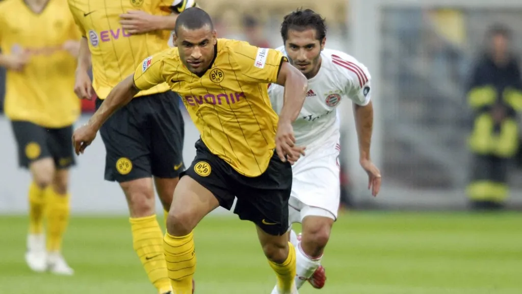 Delron Buckley playing for Borussia Dortmund. Photo &ndash; Imago