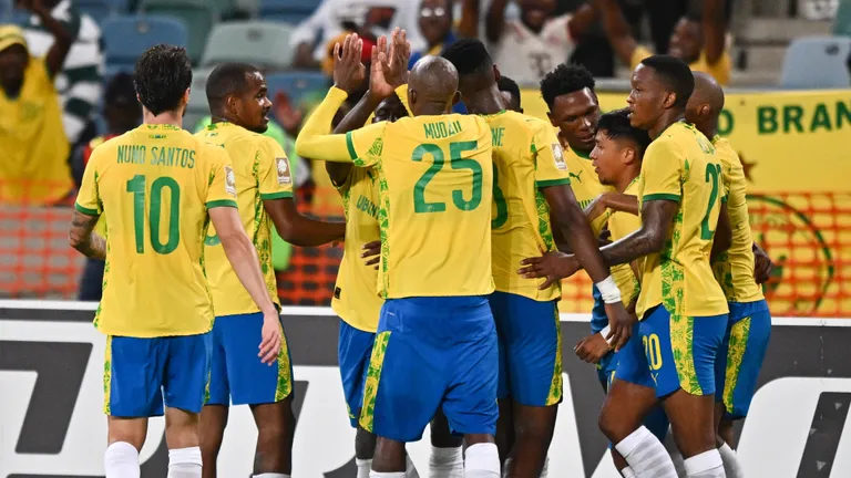 &lsquo;Chiefs should do their work on Saturday! Let Pirates continue enjoying tea Cups as Sundowns feel good at the top&rsquo;