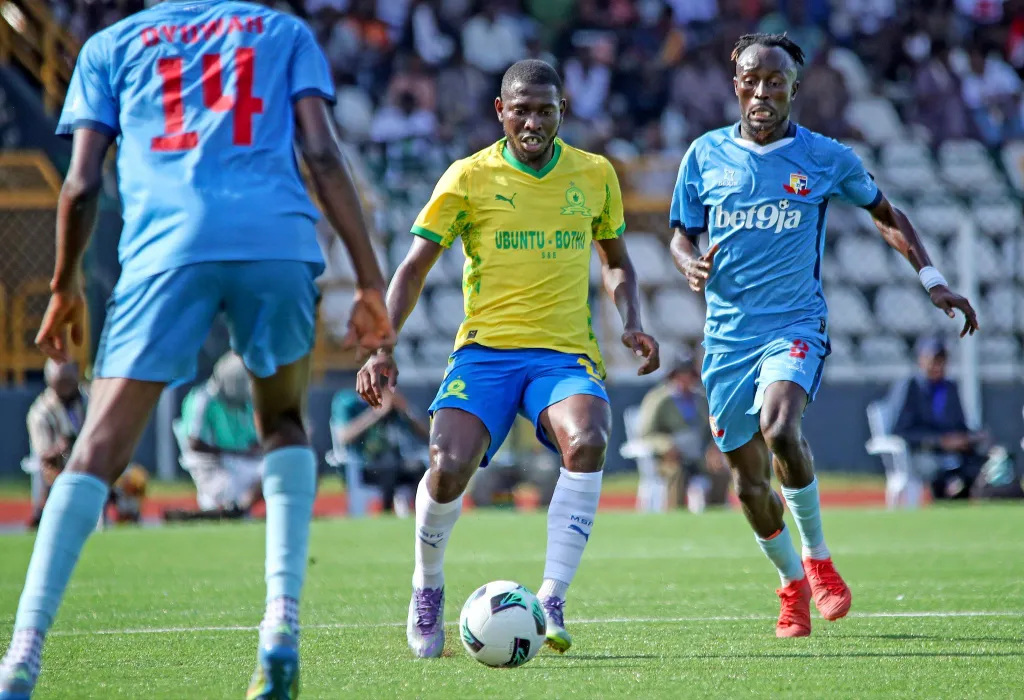 Aubrey Modiba against Remo Stars