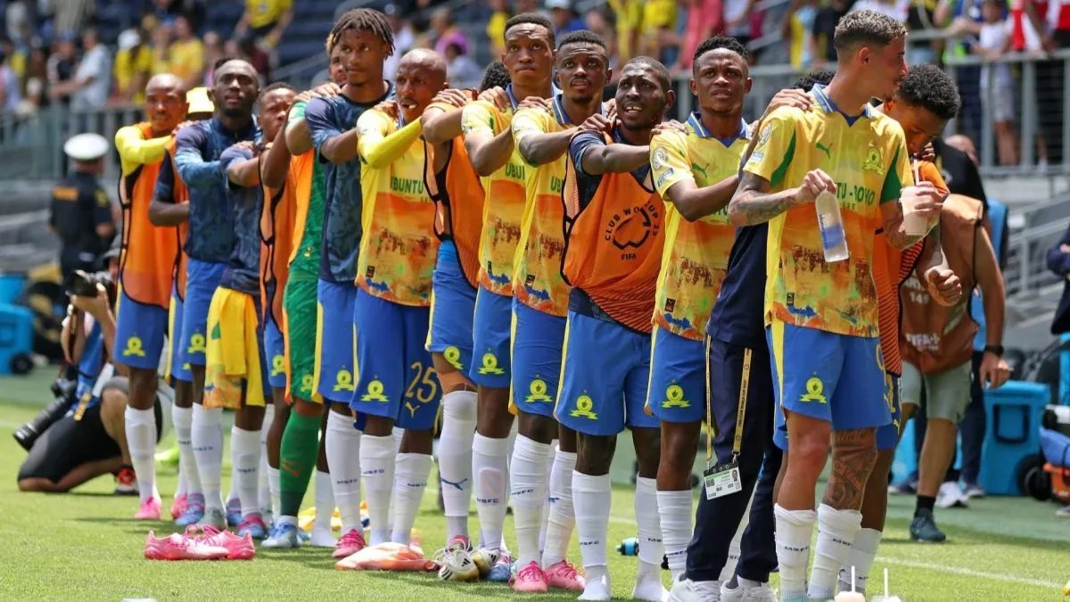 ‘Could Sundowns beat Chiefs for country’s sake? Don’t go & vandalize gates there’